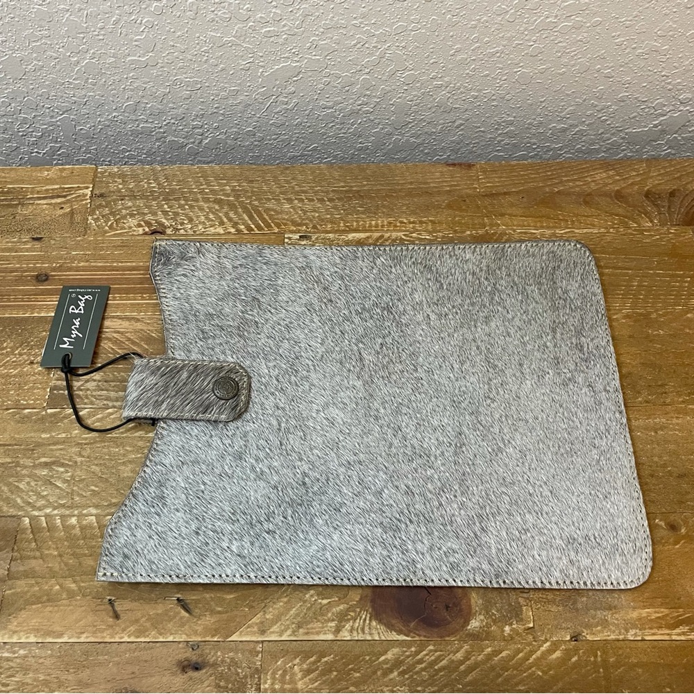 Myra Bag Office BFF I-Pad Cover